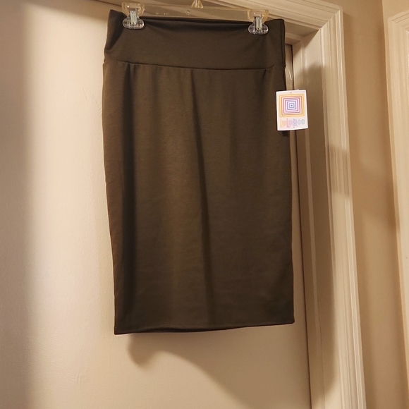 LuLaRoe Dresses & Skirts - LuLaRoe pencil skirt